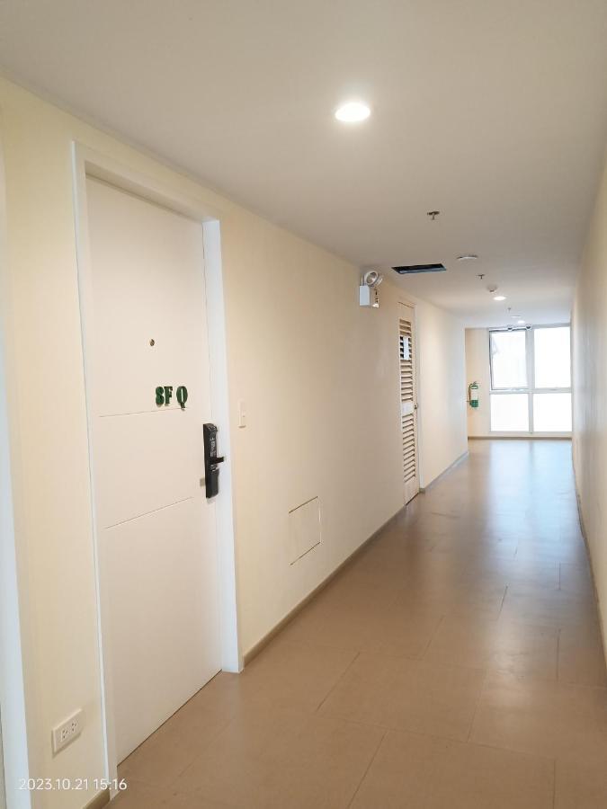 Budget Accommodation Holland Park Condominium Southwoods Binan Laguna Jalang Exteriör bild